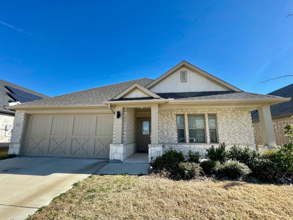 113 Arrow Wood Road, Waxahachie, TX 75165