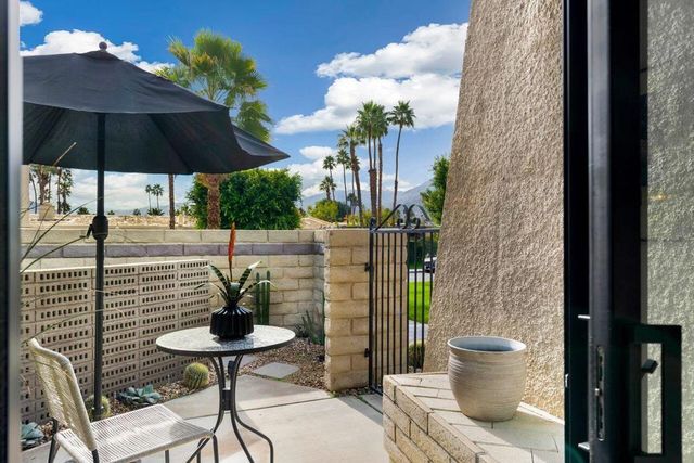 1294 Tiffany Circle N, Palm Springs, CA 92262