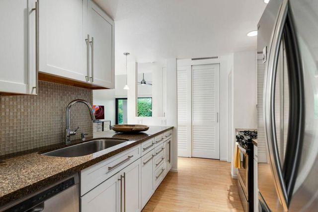 1294 Tiffany Circle N, Palm Springs, CA 92262