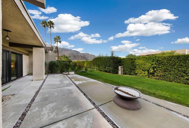 1294 Tiffany Circle N, Palm Springs, CA 92262