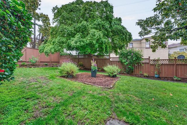 335 Yerba Buena Avenue, San Francisco, CA 94127