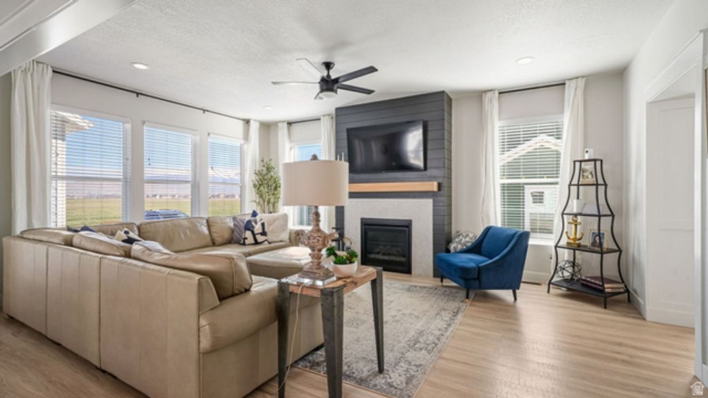 Image 11 of property listing at 192 W FOUNDERS BLVD, Saratoga Springs, UT 84045