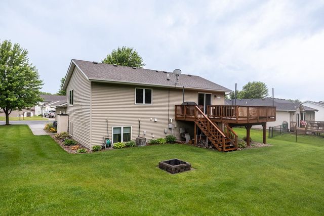 1057 John And Mary Drive SE, Chatfield, MN 55923