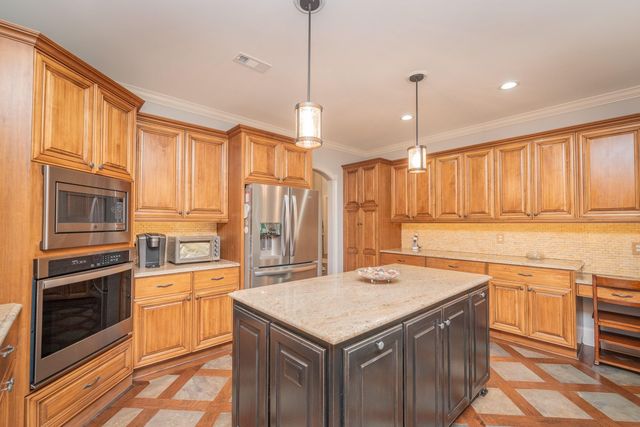 532 Forest Bluffs Road, Aiken, SC 29803