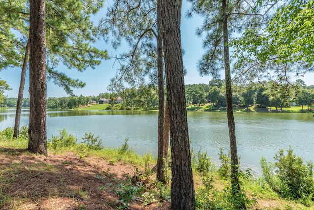 532 Forest Bluffs Road, Aiken, SC 29803