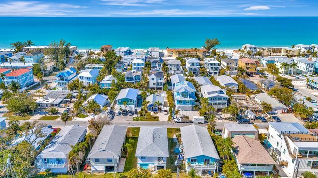 2409 AVENUE B, Bradenton Beach, FL 34217