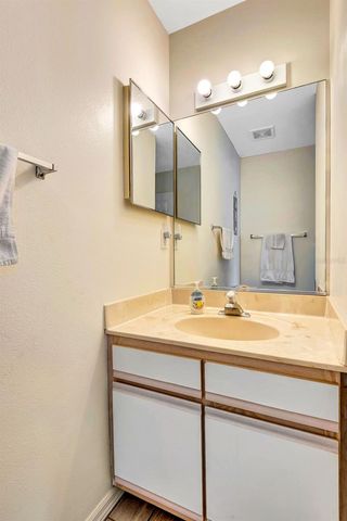 2409 AVENUE B, Bradenton Beach, FL 34217