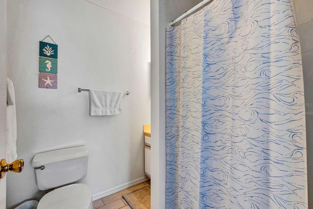 2409 AVENUE B, Bradenton Beach, FL 34217