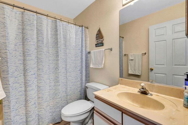 2409 AVENUE B, Bradenton Beach, FL 34217