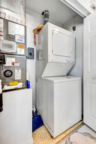 2409 AVENUE B, Bradenton Beach, FL 34217