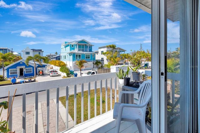 2409 AVENUE B, Bradenton Beach, FL 34217