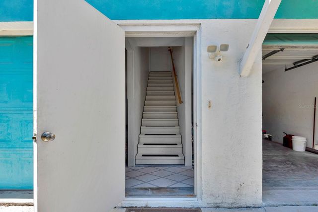 2409 AVENUE B, Bradenton Beach, FL 34217