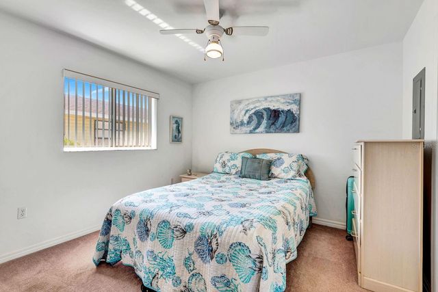 2409 AVENUE B, Bradenton Beach, FL 34217