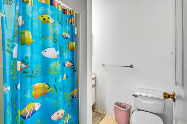 2409 AVENUE B, Bradenton Beach, FL 34217