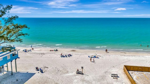 2409 AVENUE B, Bradenton Beach, FL 34217