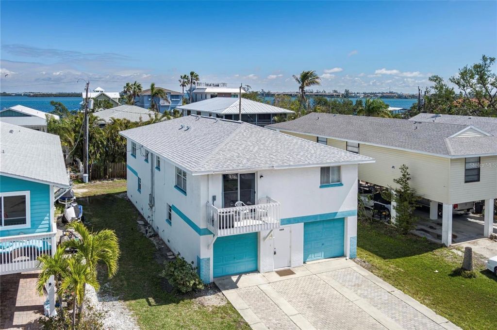 2409 AVENUE B, Bradenton Beach, FL 34217
