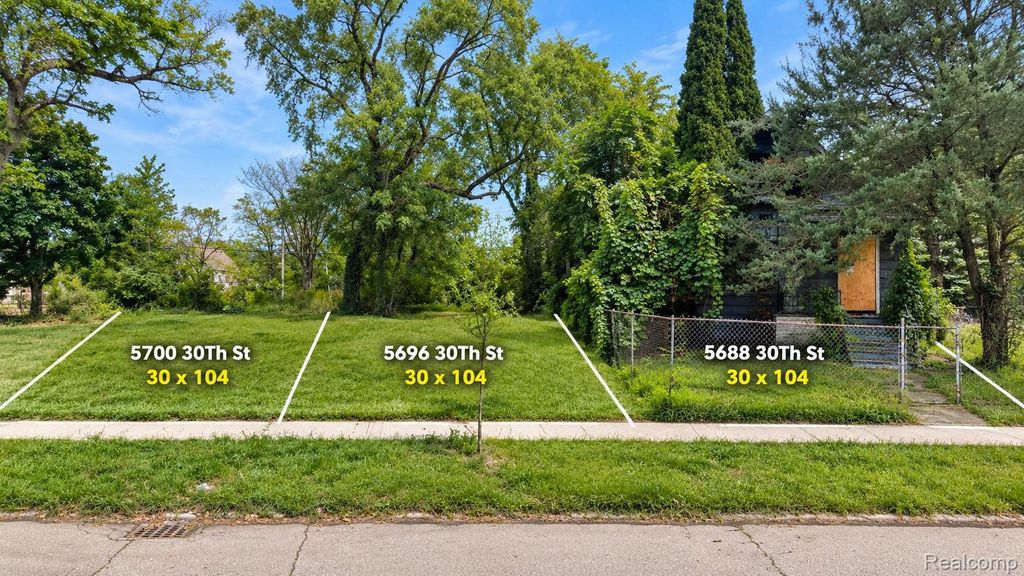 5696 30th Street, Detroit, MI 48210