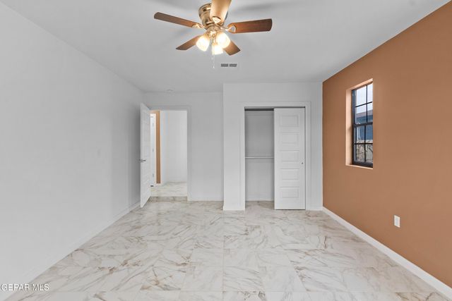 142 GREEN DESERT Circle, El Paso, TX 79928