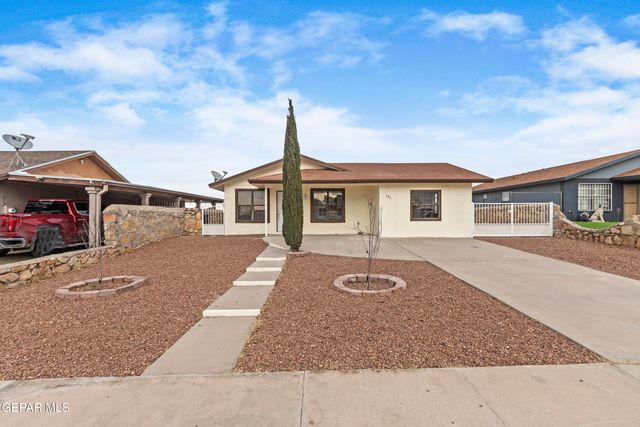 142 GREEN DESERT Circle, El Paso, TX 79928