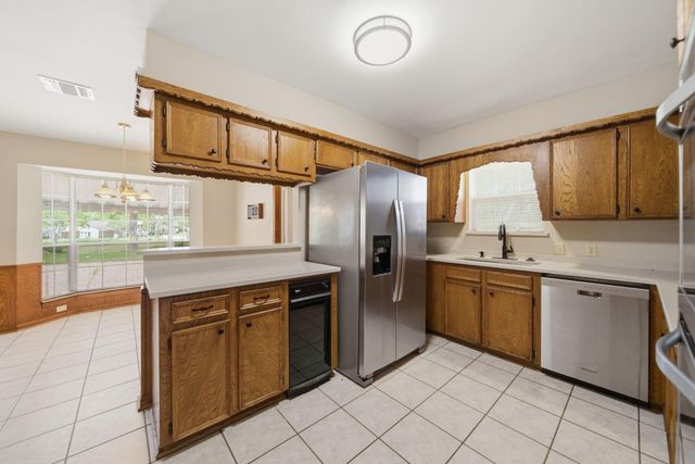 2902 Robinson Road, Missouri City, TX 77459