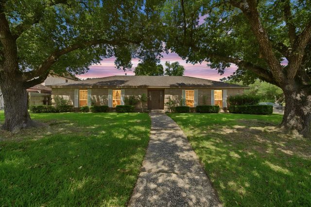 2902 Robinson Road, Missouri City, TX 77459