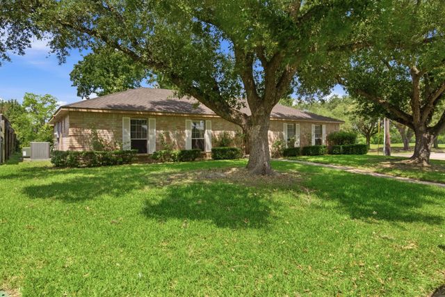 2902 Robinson Road, Missouri City, TX 77459