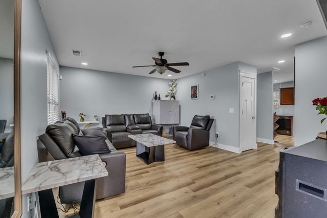 5443 Elkanah Ct, Christiana, TN 37037