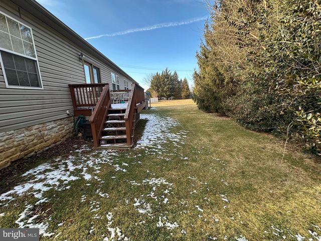 23 HOMESTEAD DRIVE, Greencastle, PA 17225