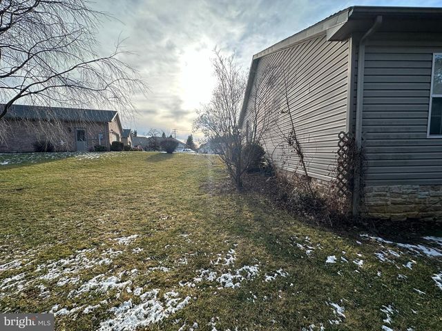 23 HOMESTEAD DRIVE, Greencastle, PA 17225