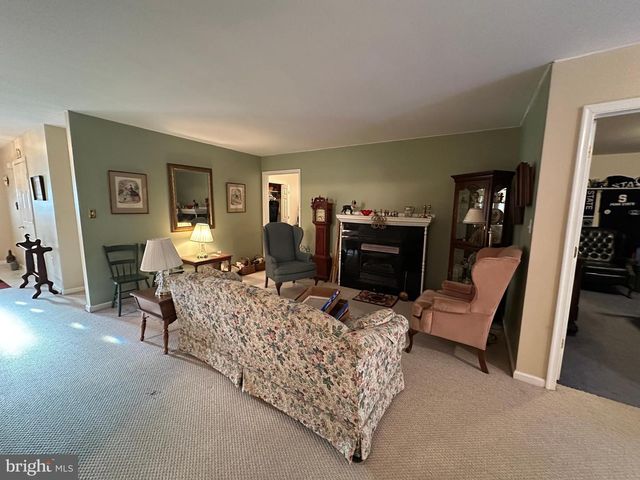 23 HOMESTEAD DRIVE, Greencastle, PA 17225