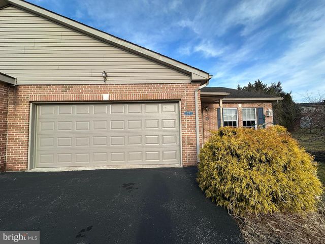 23 HOMESTEAD DRIVE, Greencastle, PA 17225