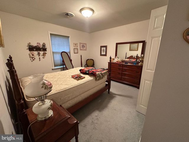 23 HOMESTEAD DRIVE, Greencastle, PA 17225