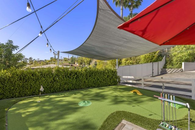 133 Ocean View Ct, Vista, CA 92084