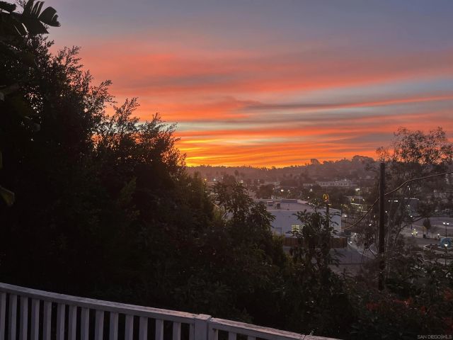 133 Ocean View Ct, Vista, CA 92084