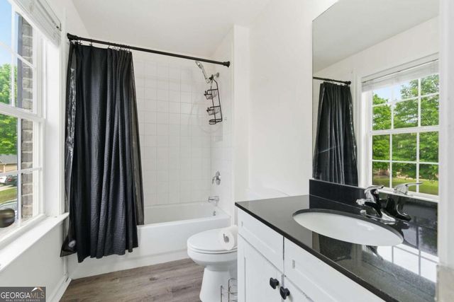 6040 Vista Crossing Way, Cumming, GA 30028