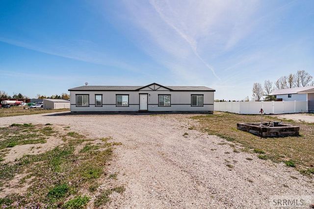 116 N 4100 E, Rigby, ID 83442