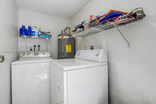 4155 SW 85th Ave, Davie, FL 33328