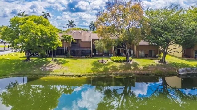 4155 SW 85th Ave, Davie, FL 33328