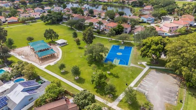 4155 SW 85th Ave, Davie, FL 33328