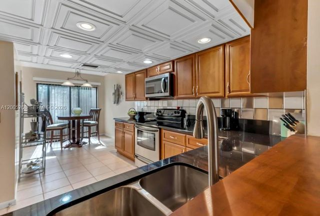 4155 SW 85th Ave, Davie, FL 33328