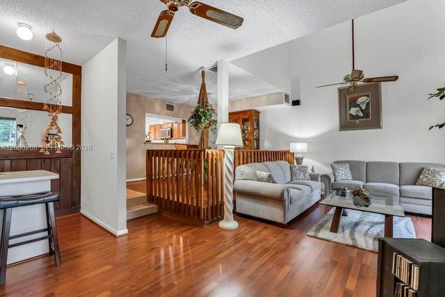 4155 SW 85th Ave, Davie, FL 33328