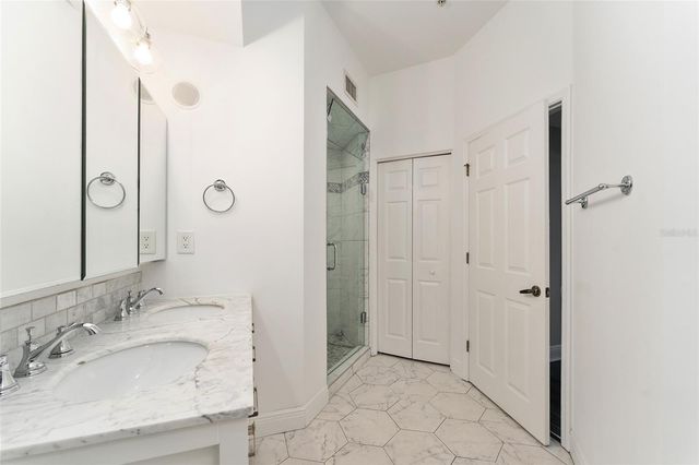 201 SE 2ND AVENUE 418, Gainesville, FL 32601