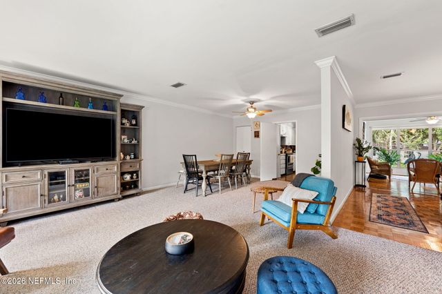 4242 ORTEGA Boulevard 16, Jacksonville, FL 32210