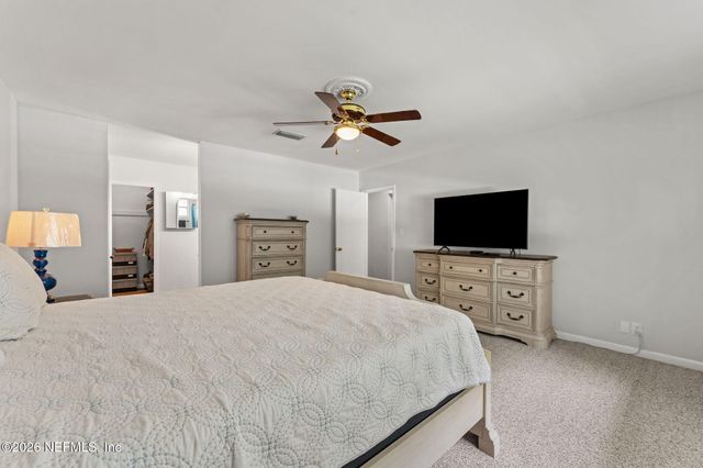 4242 ORTEGA Boulevard 16, Jacksonville, FL 32210