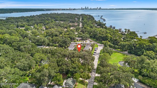 4242 ORTEGA Boulevard 16, Jacksonville, FL 32210