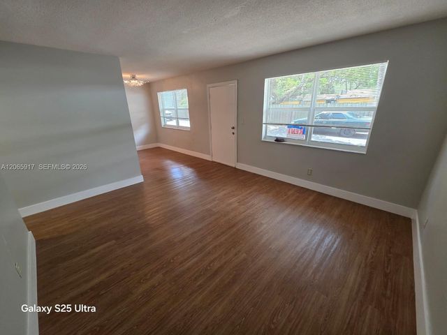 4732 SW 33rd Avenue 104, Dania Beach, FL 33312