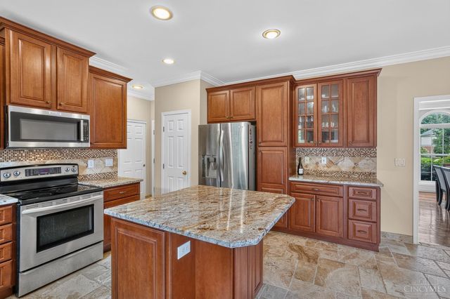 4633 Cedar Village Drive, Mason, OH 45040