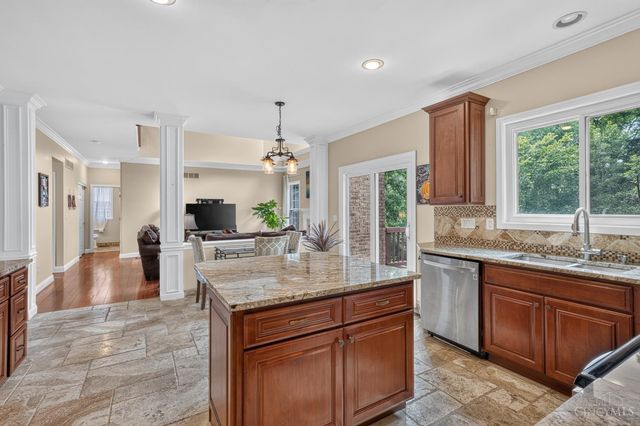 4633 Cedar Village Drive, Mason, OH 45040