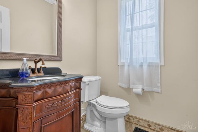 4633 Cedar Village Drive, Mason, OH 45040