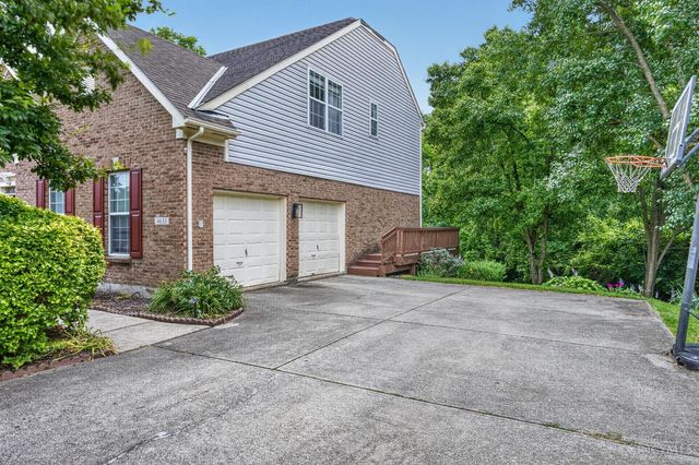 4633 Cedar Village Drive, Mason, OH 45040